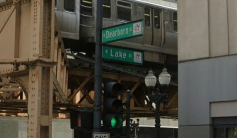 Loop Stabbing Near Lake And Dearborn Sends Man, 21, To Hospital