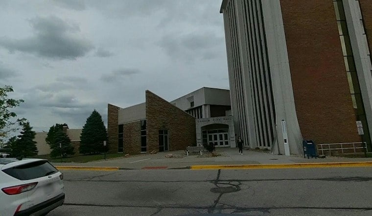 Lorain Streetlight Outages Leave Hundreds of Poles Dark, Residents Fear for Safety