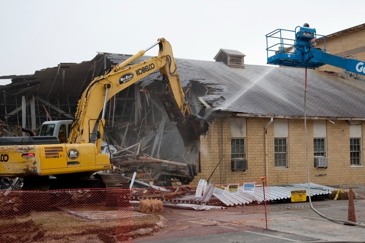 hoodline.com - Tyler Evans - Loud Sound Prompts Shelter-In-Place At Y-12; Graffiti Sends Construction Crews Home