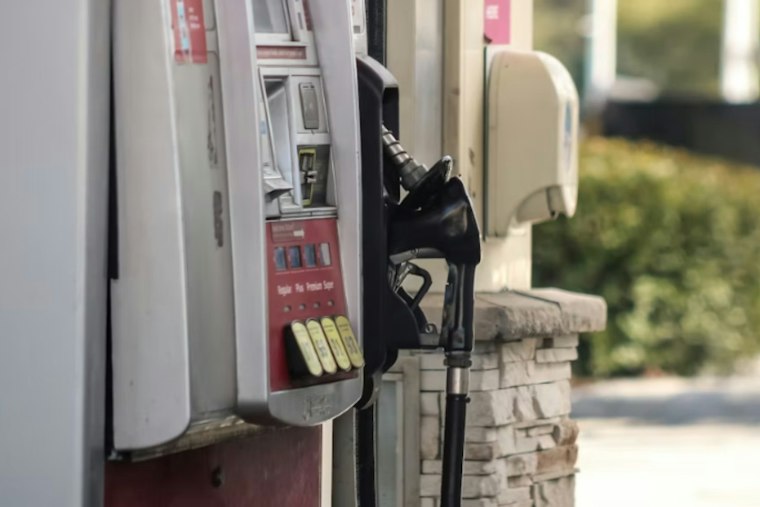 Louisiana Gas Prices Defy Fall Slump, Hit $4 a Gallon as Diesel Tops $6