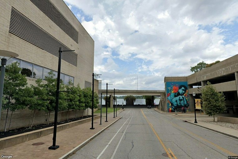 Louisville Basks in Sunny Sunday Before Steamy Showers Roll Back in