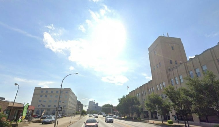 Louisville Braces For Brutal Heat Blast After Sunny Monday