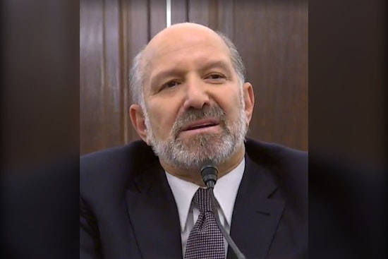 Lutnick Says Data Centers Don't Use Water, Federal Research Says Otherwise