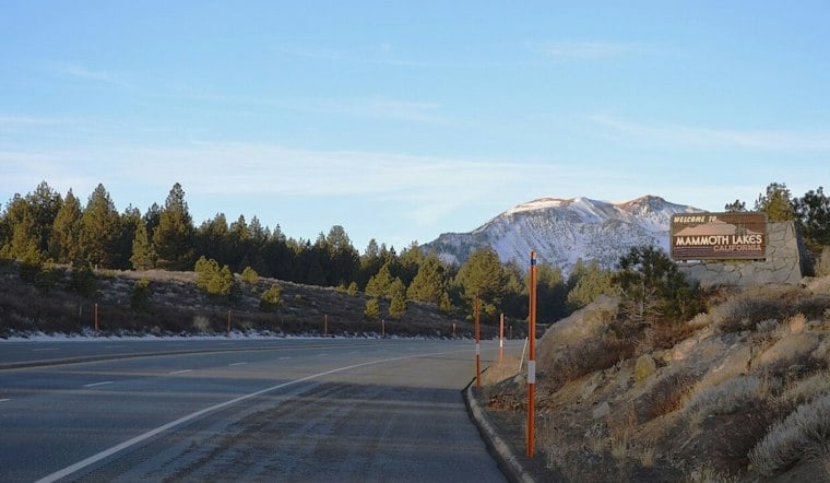 Mammoth Lakes Gets First Snowliage of the Season as Fall Colors Meet Dusting of Snow