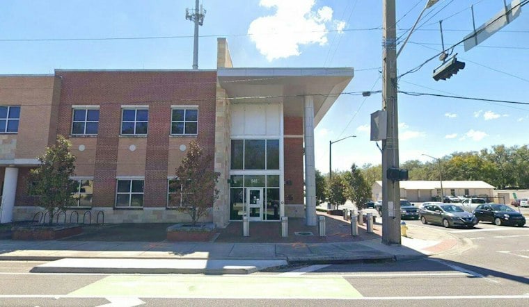Man, 20, With Jacksonville Address Held Without Bail After Threatening to Shoot Girlfriend