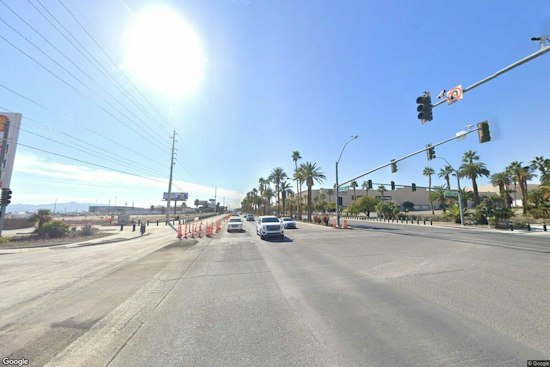 Man, 46, Dies After Jeep Hits Him in Las Vegas Strip Crosswalk, Metro's 90th Death