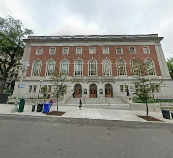 Man Arrested With Replica Guns Near Portland's Central Library After Fight