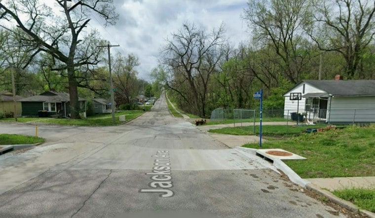 Man Dies After Driveway Shooting Near Cleveland Park in Kansas City