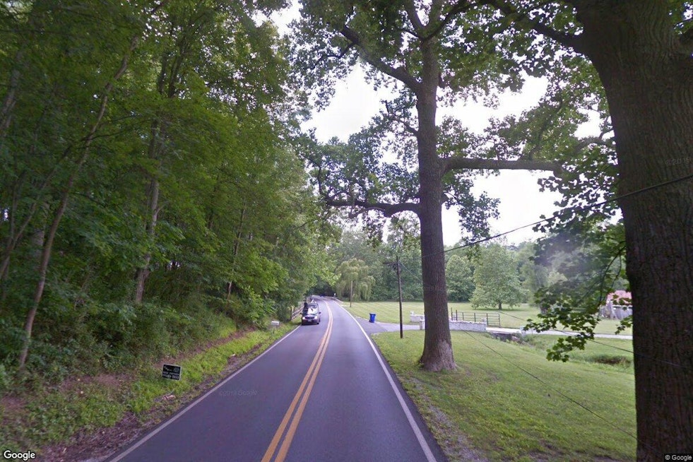 Man Dies After Subaru Leaves Dorsey Mill Road, Hits Tree in Glenelg