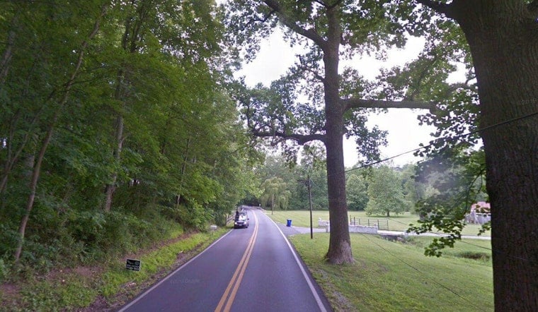 Man Dies After Subaru Leaves Dorsey Mill Road, Hits Tree in Glenelg