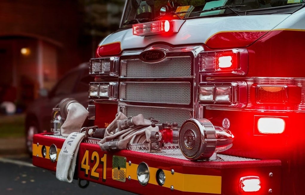 Man Found Dead Inside Burning Southeast Arlington Home, Cause Still Unknown