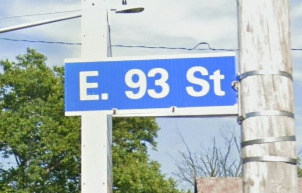 Man Found Dead Inside Car on East 93rd Street, Cleveland Police Investigate