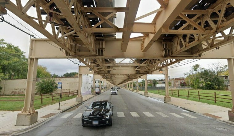 Man In Black Sedan Tried To Lure Girl With Cash On South Side, Police Say
