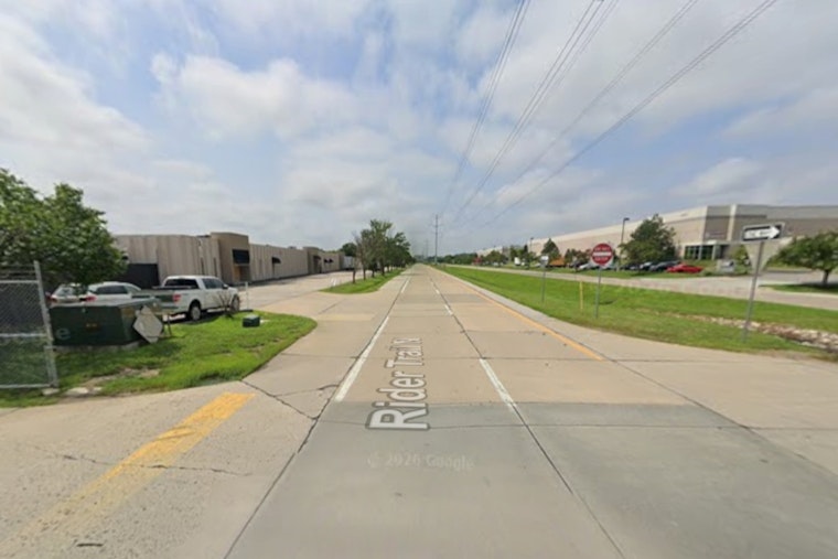 Man Killed Crossing Rider Trail North In Earth City, Driver Stayed at Scene