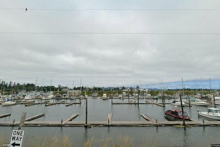 Man Pinned Under Jetty Rock Hoisted to Safety at Warrenton's Hammond Marina