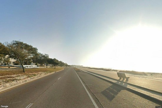 Man Pulls Knife on MDMR Officer, Flees Into MS Sound Near Gulfport-Long Beach Line