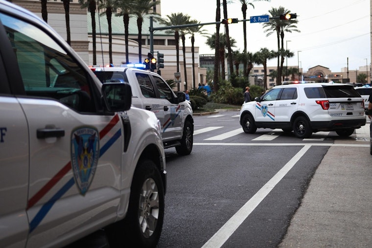 Man Rams Deputy's Unit, Hits 3 Cars in Metairie Mall Garage Chase
