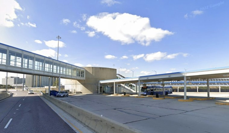 Man Rides Blue Line From Cumberland To Attack Woman At Division Station