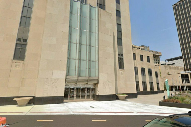 Man Shot in Leg Near St. Paul City Hall, No Arrests Yet