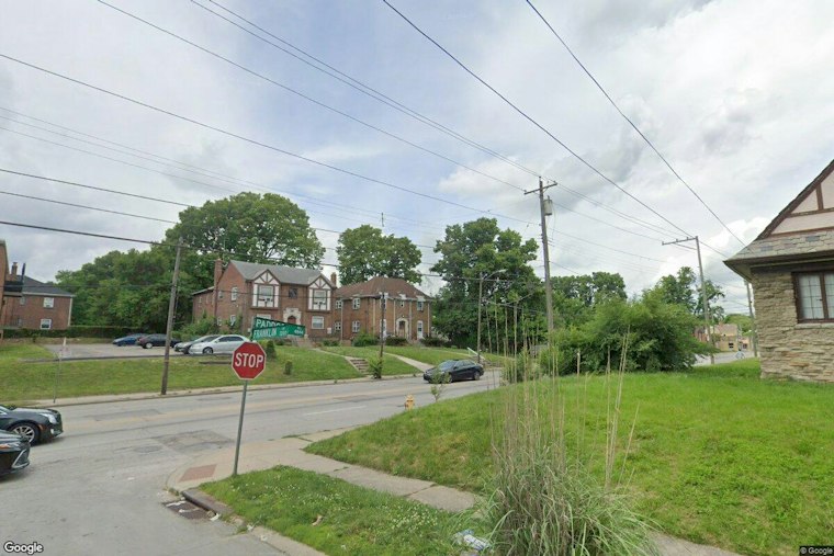 Man Shot in the Back on Franklin Avenue; No Suspect Information Released