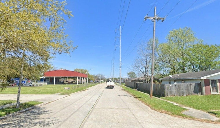 Man Shot Near Kingsport and Curran in Little Woods, Rushed to Hospital by Private Car