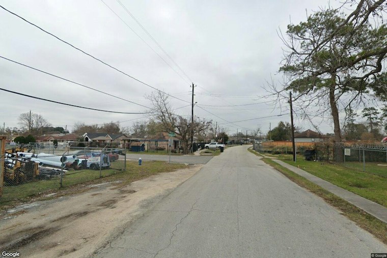 Man Shot Near North Arkansas Street Walks to Berry Road, Dies at Hospital