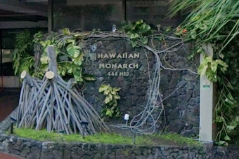 Man Slashed on 24th Floor of Waikīkī Hotel, Suspect Still on the Run
