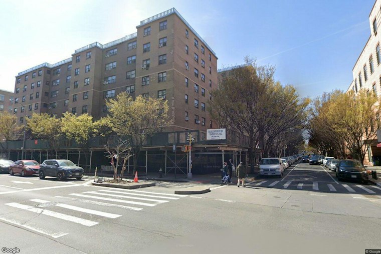 Manhattan Board Demands Bus Rapid Transit for Nation's Busiest Route