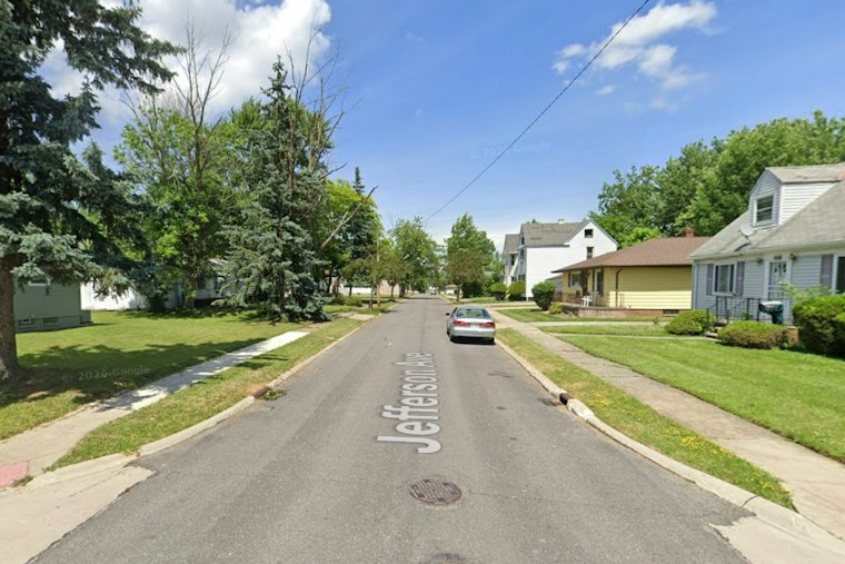 Maple Heights Man, 54, Found With Gunshot Wound on Jefferson Avenue