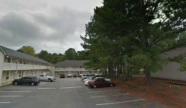 Marietta Man, 43, Accused of Luring Child Into Bed at South Cobb Drive Motel