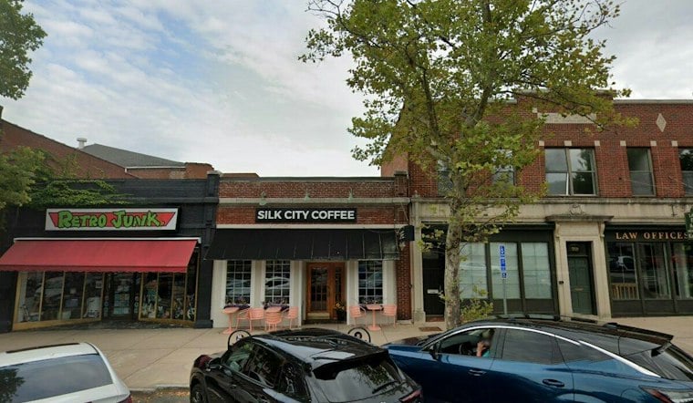 Martha Stewart Surprises Manchester Café, Orders 100 Cappuccinos for Her Crew