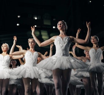 Maryville Ballet Company Marks 55 Years With Emerald Masquerade Ball