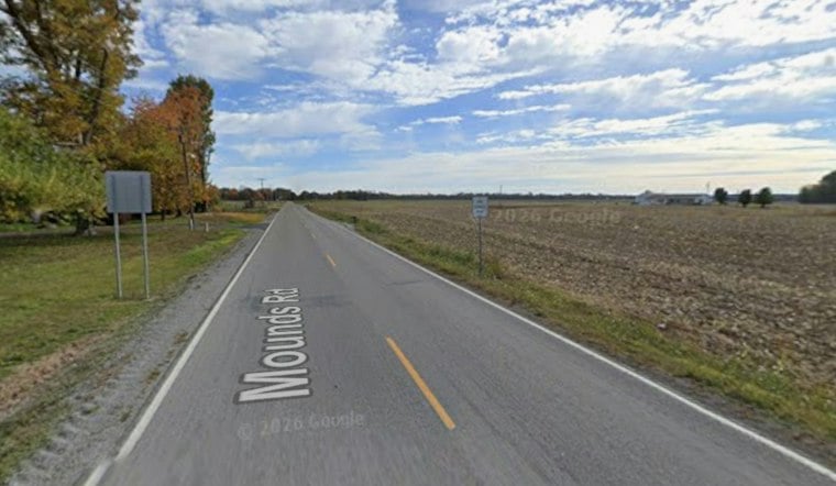 Masked Robber in Notre Dame Shirt Flees Anderson Store With Cash From Register