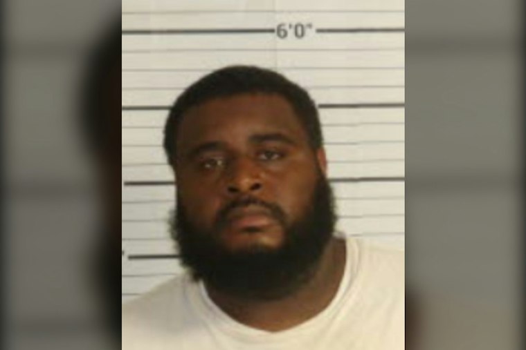 Memphis Groomer Jailed After Four Dogs Die in His Care, Blames Hair Dye
