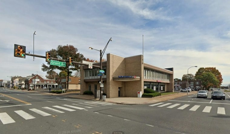 Men Targeting Women Outside Northeast Philly Banks, One Victim 80 Years Old