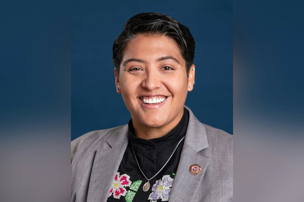 Mesa Democrat Weighs Suit After AI Fakes Show Her Backing Biggs for Governor