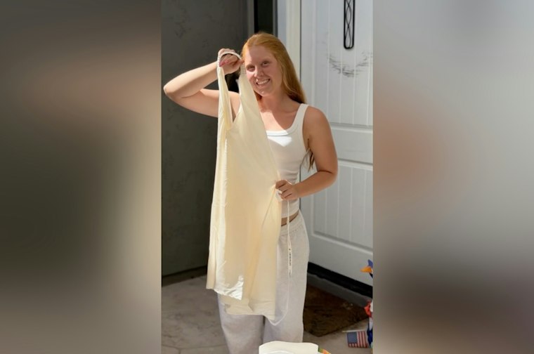 Mesa Officers Chip In After Teen's Homecoming Dress Vanishes in Missing Package
