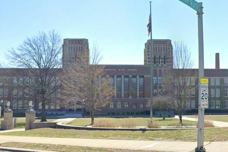 Metal Detector Stops Armed Student at Wyandotte High School in Kansas City