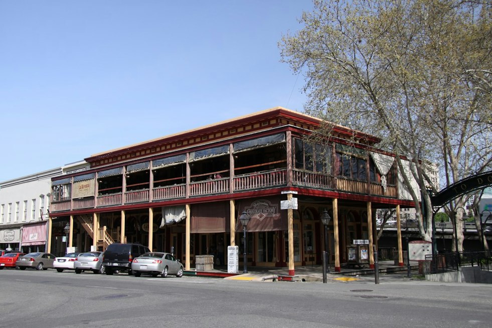 Mi Tiendita Munaycha Prepares to Leave Old Sacramento Despite Viral Dance