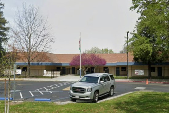 Modesto Crash Near Eisenhut Elementary Hospitalizes 3 Kids, Woman