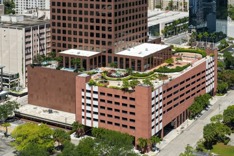 Moishe Mana Snaps Up Fort Lauderdale's 110 Tower for $89M