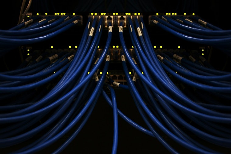 Mona Residents Say Four-Minute Hearing Waved Through $10B Data Center