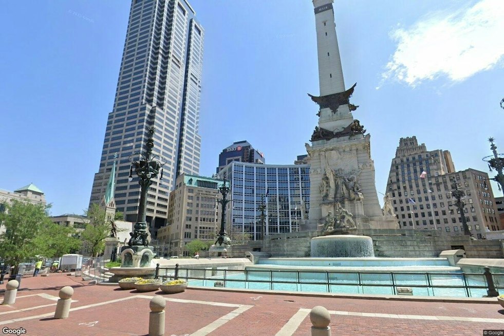 Monument Circle Art Fair Returns for 11th Year at Newly Reopened Monument