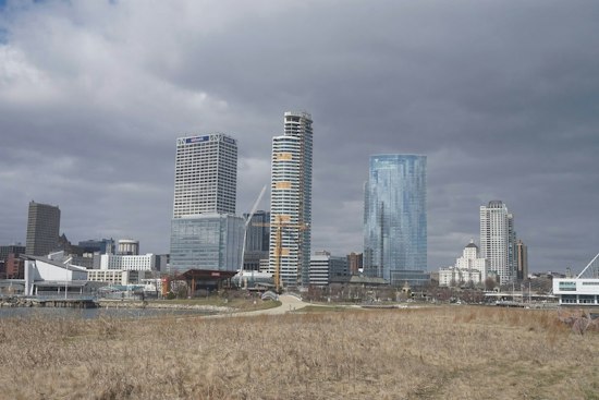 Morning Boomers, Rough Surf Slam Milwaukee as Storms Whip Lake Michigan