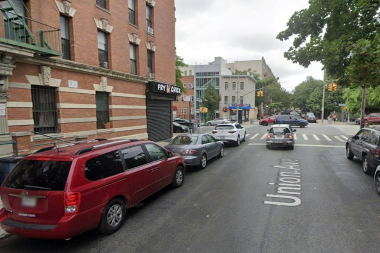 Morrisania Man, 34, Stabbed Repeatedly in Back During Union Avenue Apartment Fight