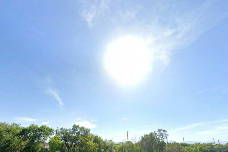 Mostly Dry Sunday in Denver Before Warmer Weather Returns
