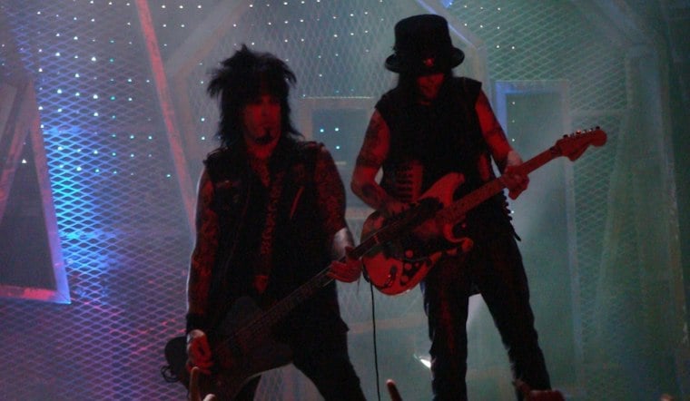 Mötley Crüe's Carnival of Sins Returns to Phoenix With Tesla, Extreme