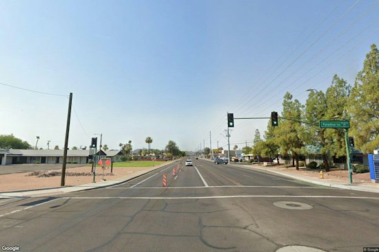 Motorcyclist Clings to Life After 32nd Street Crash