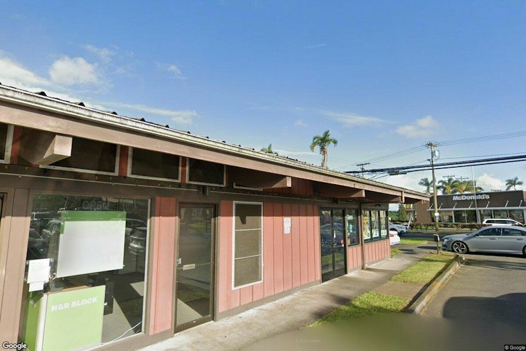 Mountain View Man Accused of Head-Butting, Kicking Two Kea‘au Officers