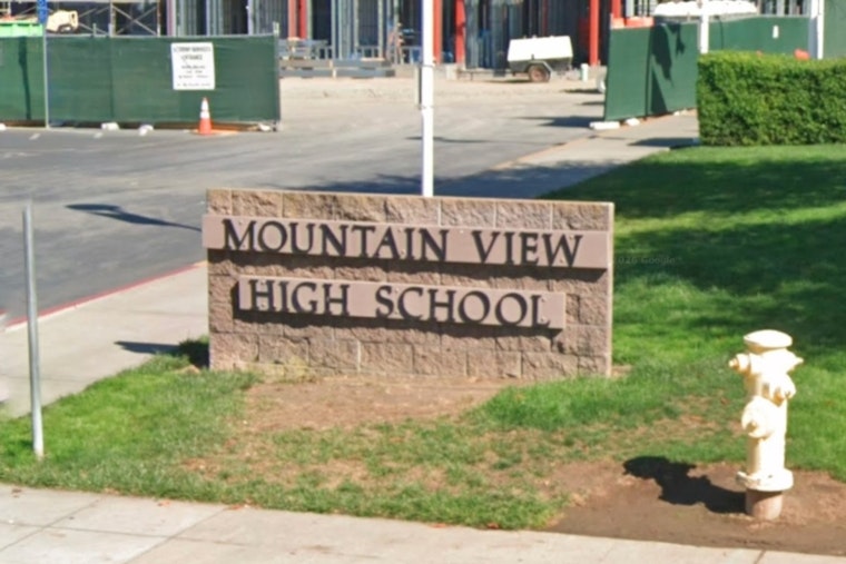 Mountain View Principal Fights Censorship Suit, Denies Silencing Student Paper